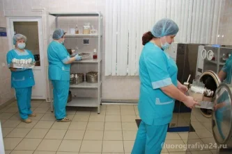 Поликлиника Клинический медико-хирургический центр Министерства здравоохранения Омской области на улице Булатова Фотография 2